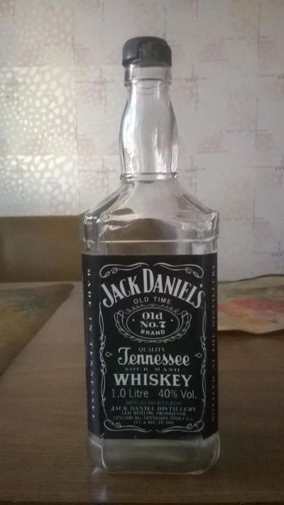 Лот: 11436227. Фото: 1. Бутылка Jack Daniel's 1,0л. Бутылки, пробки, этикетки