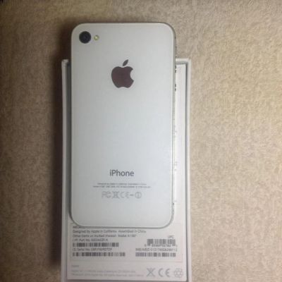 Лот: 6306898. Фото: 1. iPhone 4s 32Gb с доп. станцией... Смартфоны