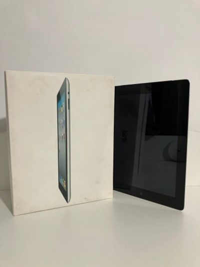 Лот: 20996355. Фото: 1. Apple iPad 2 32Gb WiFi + 3G. Планшеты