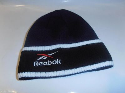 Лот: 8367850. Фото: 1. Шапка Reebok № 4. Головные уборы