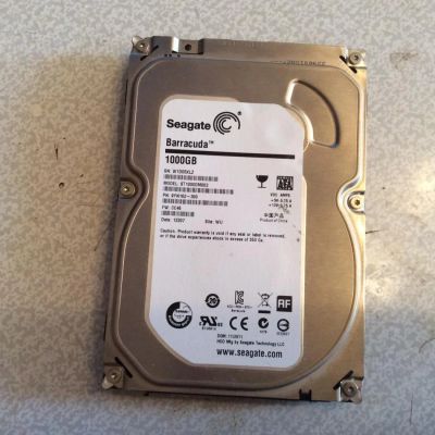 Лот: 6932178. Фото: 1. Seagate barracuda 1000 gb. Жёсткие диски (HDD)