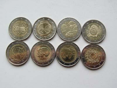 Лот: 15067759. Фото: 1. Нидерланды 2 евро 2007 - 2015... Наборы монет