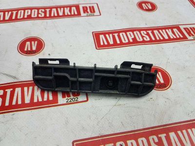 Лот: 20900906. Фото: 1. Клипса бампера Toyota Wish ZGE20G... Кузов