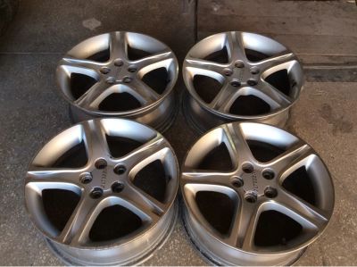 Лот: 5199647. Фото: 1. Оригинальное литье Toyota R17... Диски