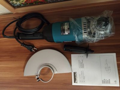 Лот: 17972157. Фото: 1. Болгарка Makita 230 mm. Электроинструмент