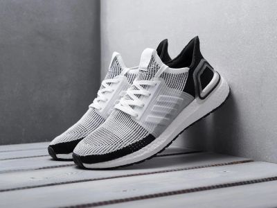 Лот: 17094903. Фото: 1. Кроссовки Adidas Ultra Boost 2019... Кеды, кроссовки, слипоны