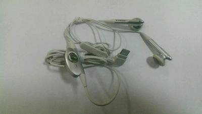 Лот: 8254869. Фото: 1. гарнитура (наушники) Samsung С170... Наушники, гарнитуры