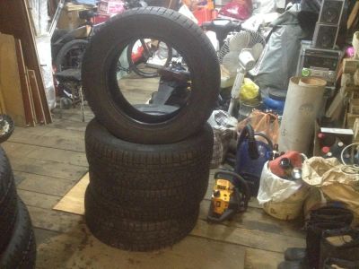 Лот: 7519457. Фото: 1. Шины зимние Kumho 225*65*17 липучка. Шины