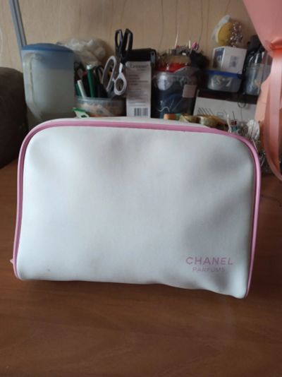 Лот: 17379742. Фото: 1. косметичка Chanel, 22*16*8, есть... Аксессуары
