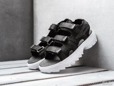 Лот: 12692196. Фото: 1. Сандалии FILA Disruptor Sandals... Кеды, кроссовки, слипоны