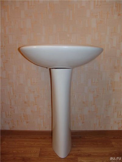 Лот: 8556201. Фото: 1. раковина подвесная с пьедисталом. Раковины, умывальники