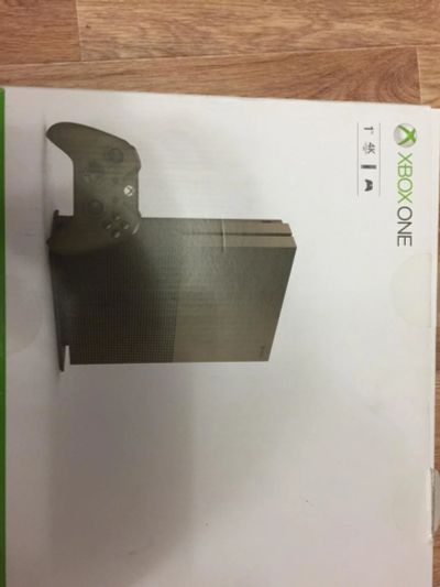 Лот: 10983817. Фото: 1. xbox one s 1tb battlefield 1 special... Игровые приставки, консоли