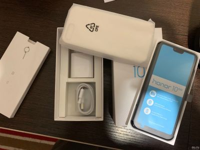 Лот: 13637753. Фото: 1. Honor 10. Смартфоны