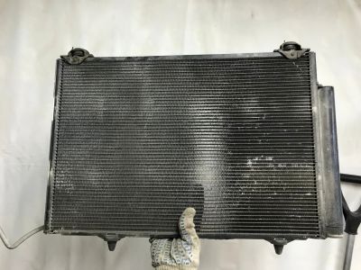Лот: 18612332. Фото: 1. Радиатор кондиционера Toyota Vitz... Двигатель и элементы двигателя
