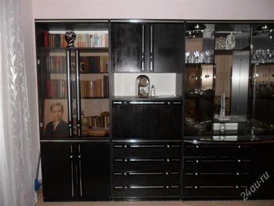 Лот: 828830. Фото: 1. Стенка (Пафосно Черная) :). Гостиные, стенки, горки