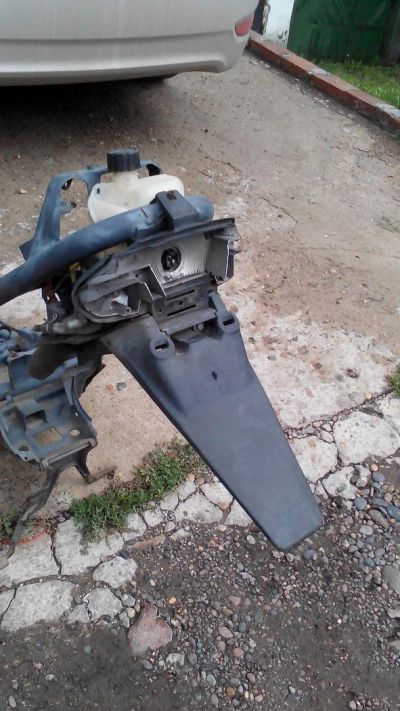 Лот: 4351047. Фото: 1. Крыло Honda dio 27/28. Запчасти