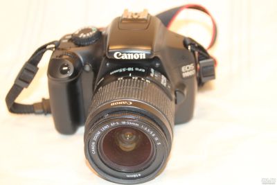 Лот: 15251948. Фото: 1. Фотоаппарат Canon EOS 1100D Kit... Цифровые зеркальные