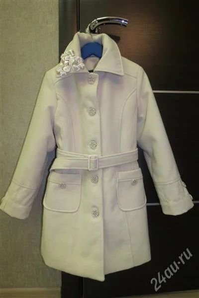 Лот: 2592031. Фото: 1. Новое пальто, р-р 134. Верхняя одежда