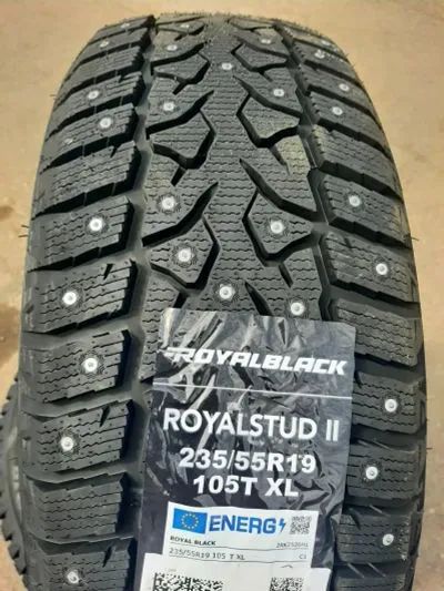 Лот: 23688155. Фото: 1. Зимняя резина 235/55 R-19 "Royal... Шины