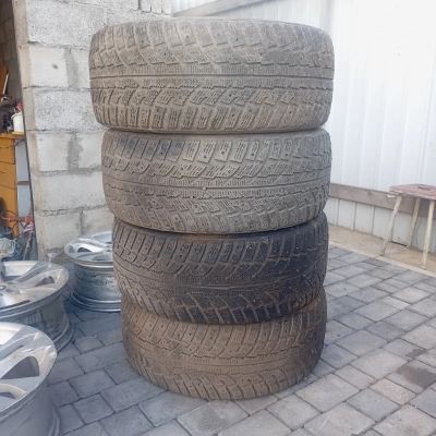 Лот: 25735895. Фото: 1. Резина kumho с дисками bmw x5... Диски