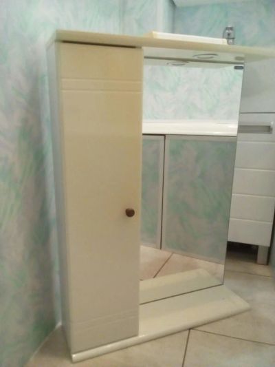 Лот: 8239483. Фото: 1. Зеркальный шкаф ванную. Мебель для ванной комнаты