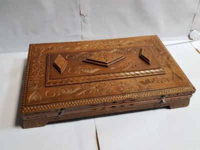 Лот: 15215521. Фото: 1. Нарды резные 1. Шахматы, шашки, нарды