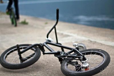 Лот: 1995077. Фото: 1. крутой bmx на раме cult !!!. Велосипеды