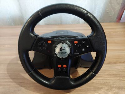 Лот: 19328421. Фото: 1. Игровой руль Logitech Formula... Рули, джойстики