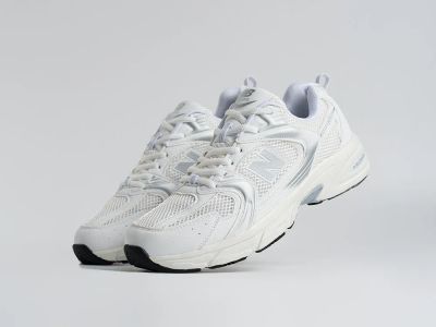 Лот: 25359029. Фото: 1. Кроссовки New Balance 530. Кеды, кроссовки, слипоны