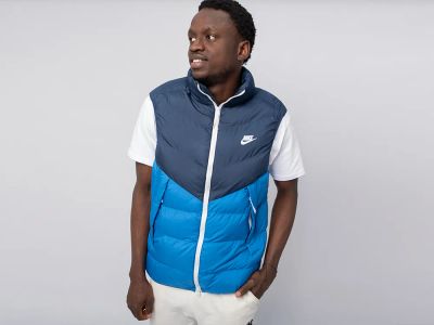 Лот: 24978155. Фото: 1. Жилет Nike. Верхняя одежда