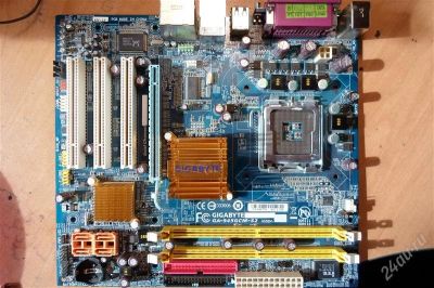 Лот: 2097874. Фото: 1. Дохлая GIGABYTE GA-945GCM-S2. Материнские платы