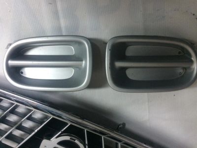 Лот: 6779621. Фото: 1. Заглушки туманок Nissan Sunny... Кузов
