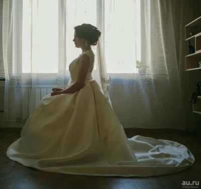 Лот: 9798625. Фото: 1. Свадебное платье. Свадебные платья