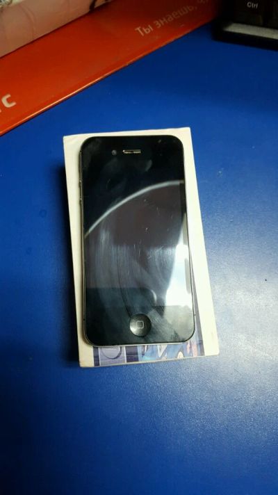 Лот: 9148943. Фото: 1. Iphone 4s 16gb. Смартфоны