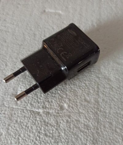 Лот: 17007118. Фото: 1. Зарядное Samsung 5,0v 2,0a оригинал. Зарядные устройства, блоки питания, адаптеры сетевые для смартфонов