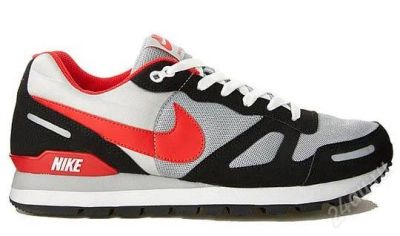 Лот: 1762728. Фото: 1. Nike Waffle Trainer. Кеды, кроссовки, слипоны