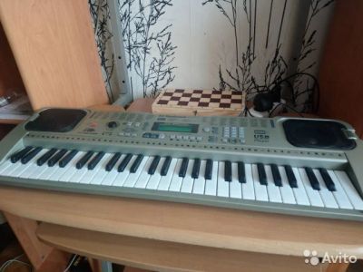 Лот: 10947873. Фото: 1. Продам синтезатор отличное состояние. Клавишные