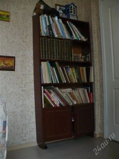Лот: 1990929. Фото: 1. шкафчик книжный. Шкафы, шкафы-купе