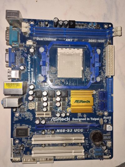 Лот: 24312686. Фото: 1. Материнская плата ASRock N68-UCC... Материнские платы