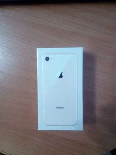 Лот: 11240100. Фото: 1. iPhone 8 (64 Gb) Golg / золотой... Смартфоны