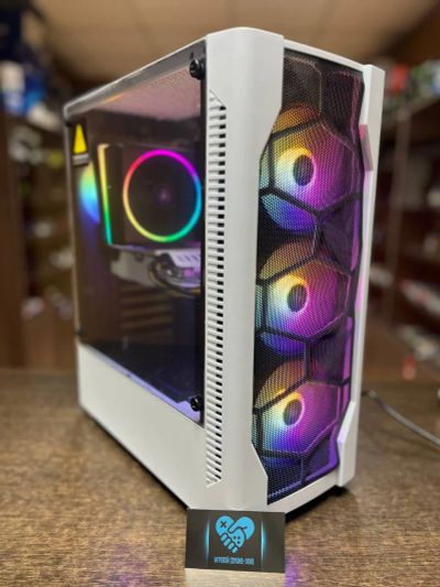 Лот: 20721073. Фото: 1. Игровой ПК 10 ядер, 16gb DDR4... Компьютеры в сборе