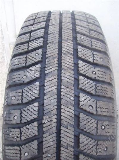 Лот: 2067435. Фото: 1. продаю зимнюю резину amtel дешево... Шины