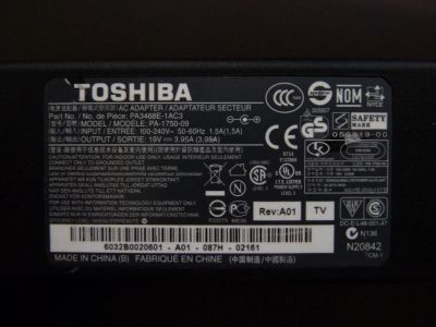 Лот: 4080712. Фото: 1. зарядка Toshiba. Корпуса, блоки питания