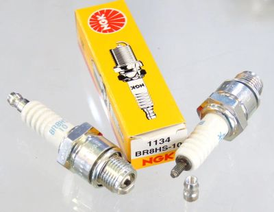 Лот: 21364973. Фото: 1. Свеча зажигания NGK 1134 BR8HS-10. Запчасти для лодок, катеров, лодочных моторов