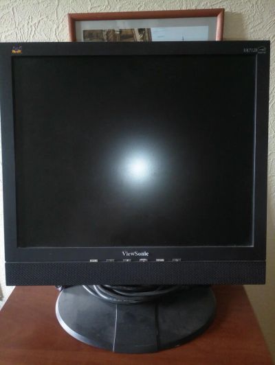 Лот: 14988443. Фото: 1. Монитор ViewSonic VA712b. ЖК-мониторы
