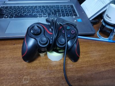 Лот: 16704873. Фото: 1. Геймпад PS3. Другое (игровые приставки, консоли, видеоигры)