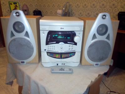 Лот: 10575993. Фото: 1. Муз. центр lg ffh-3030. Музыкальные центры, магнитолы