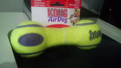Лот: 7795015. Фото: 1. Kong игрушка для собак Air "Гантель... Игрушки для животных