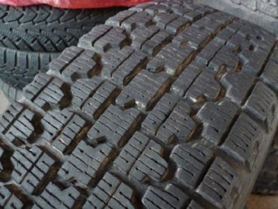 Лот: 8146557. Фото: 1. Одно колесо 195/70R15 Bridgestone. Шины