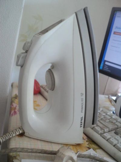 Лот: 5983415. Фото: 1. primagliss 100 TEFAL. Утюги, парогенераторы, отпариватели